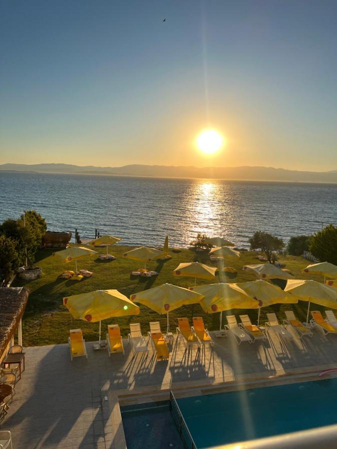 Life Point Hotel Çeşme Exterior photo